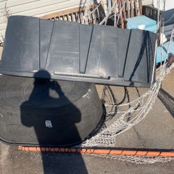 1 Plastic Containers(water Troughs)