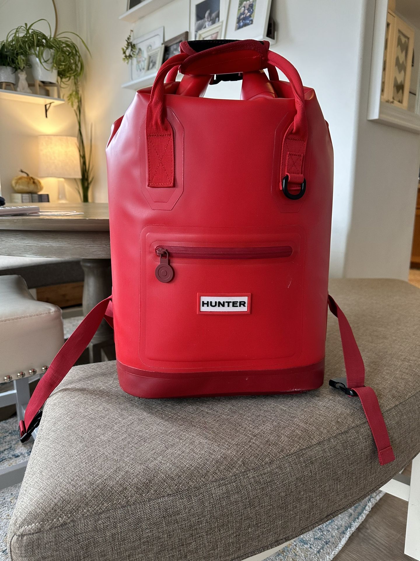 Hunter Target Backpack Cooler Red for Sale in Issaquah, WA OfferUp