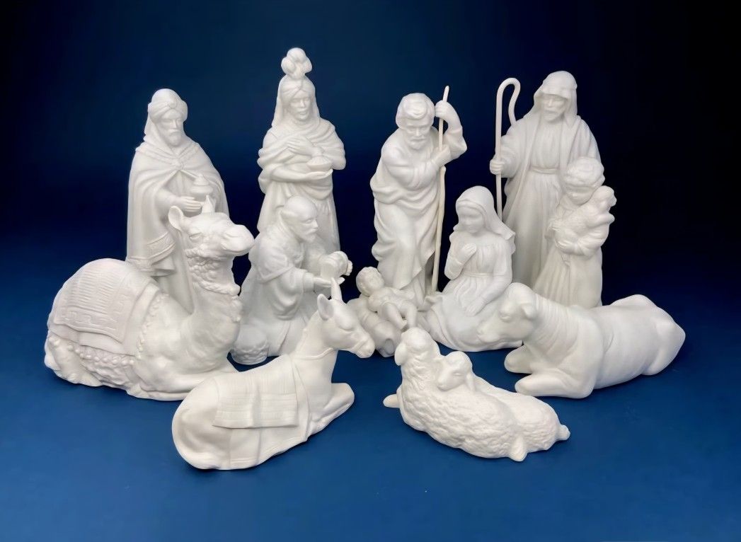 VINTAGE NATIVITY SET