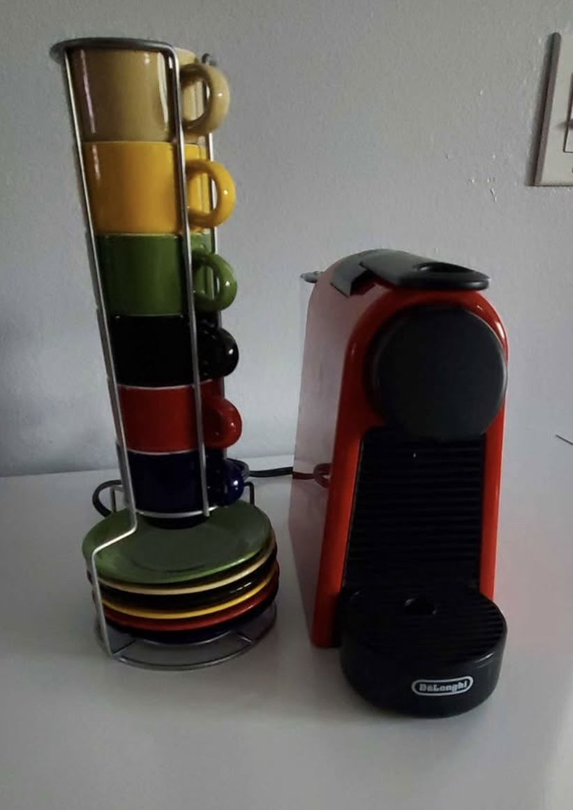 Nespresso Essenza Mini Coffee And Espresso Machine By De’Longi and Espresso Cup Set