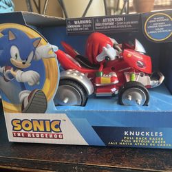 Knuckles Pull Back Racer Car 