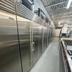 Sub-Zero 42” Built-In Side-by-Side Refrigerator & Freezer – Stainless Steel with Ice & Water Dispenser