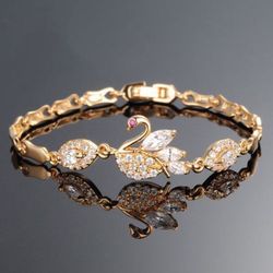 Fashionable and simple swan bracelet temperament versatile French light luxury diamond joint chain bracelet jewelry gift