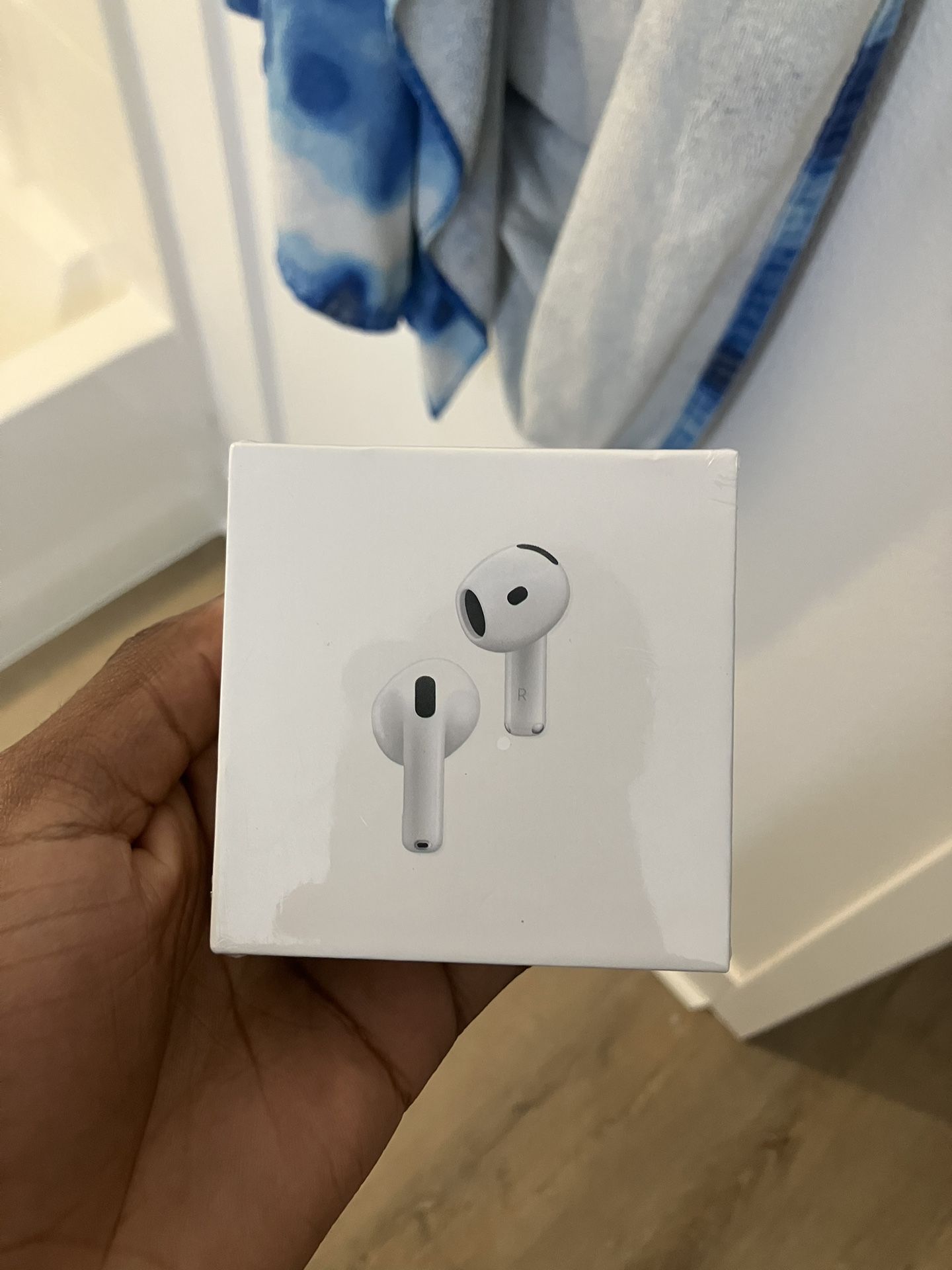 Air Pods Gen 4