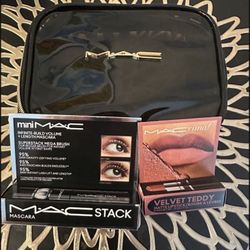 New— Mac COSMETICS Mini Set