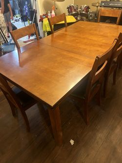 6 Chair Table