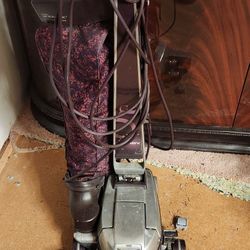 Kirby G5 Vacuum