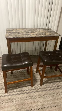 Table and 2 stools