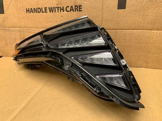 Right headlight Hyundai Tucson 2022-24