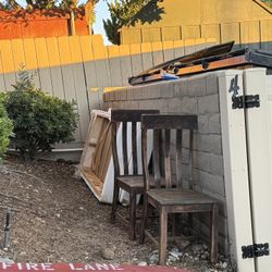 Curb Alert: Free Dining Chairs + Mattress