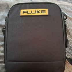 fluke 117/323 multimeter combo kit