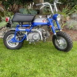 Honda Mini Trail