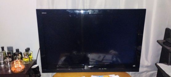 SONY 40" NON SMART TV