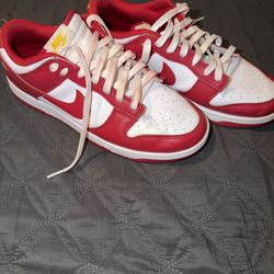 Red Dunks 