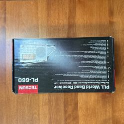 Tecsun PLL World Band receiver PL 660