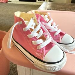 Converse Pink  Toddler Girls! 