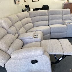 New fabric recliner sectional couch / free deljvery