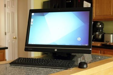 HP 23" All-in-One Desktop PC - Intel Core i7, 16GB RAM, SSD, Office