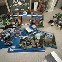 Lego Set 4440 Police Station (discontinued)