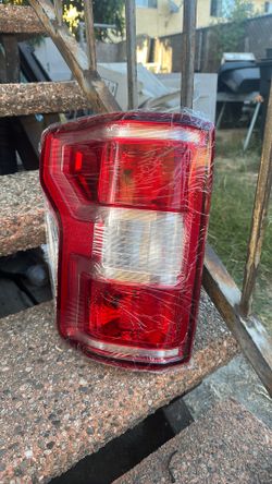 F150 tail light
