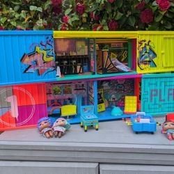 LOL Shipping Container Clubhouse