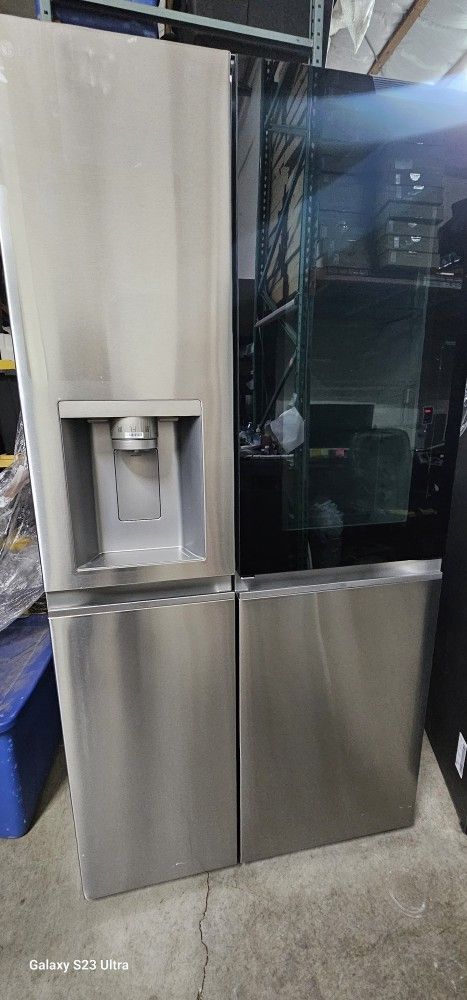 LG 27 cu. ft. Side-by-Side Refrigerator