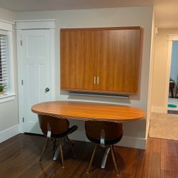 Desk/White board