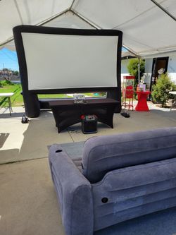 Inflatable Screen / Movie Night (READ DESCRIPTION)
