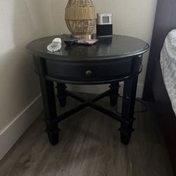 Free 2 Side Tables