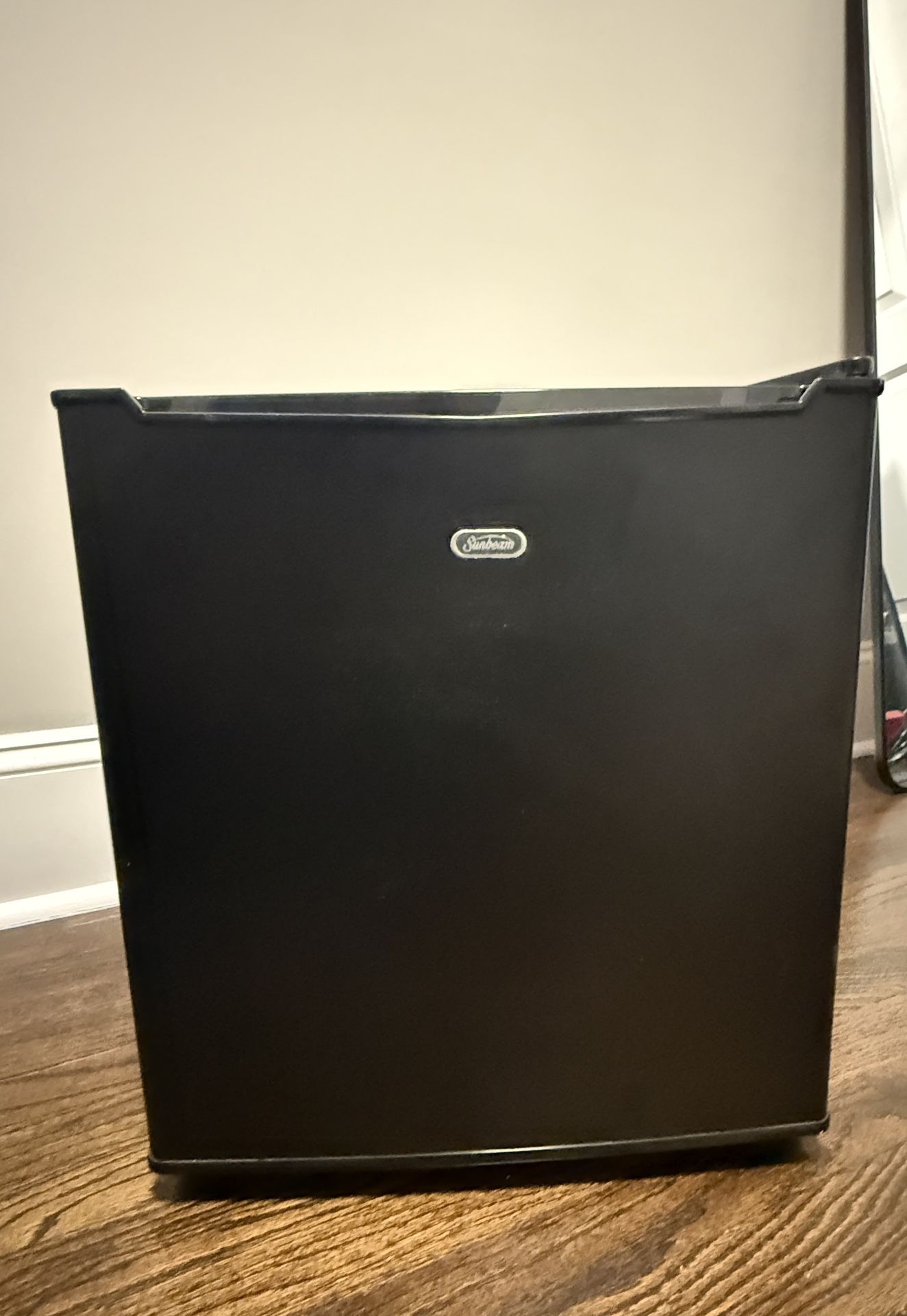 Mini Bean Fridge