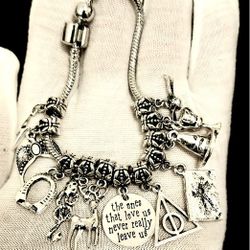 Harry Potter Hot Eery Chamrs Bracelet