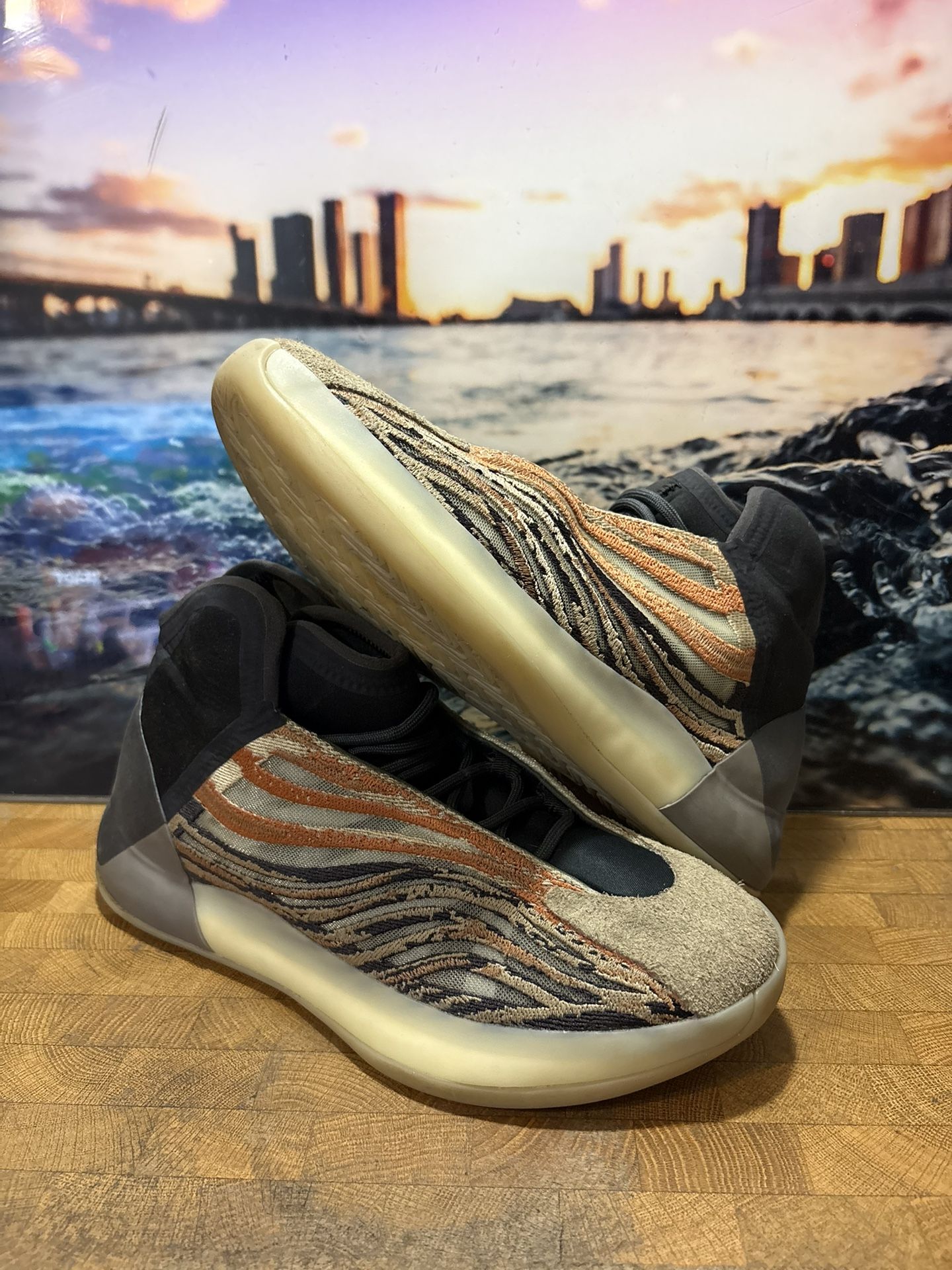 Adidas Yeezy Quantum Basketball Flash Orange 2021