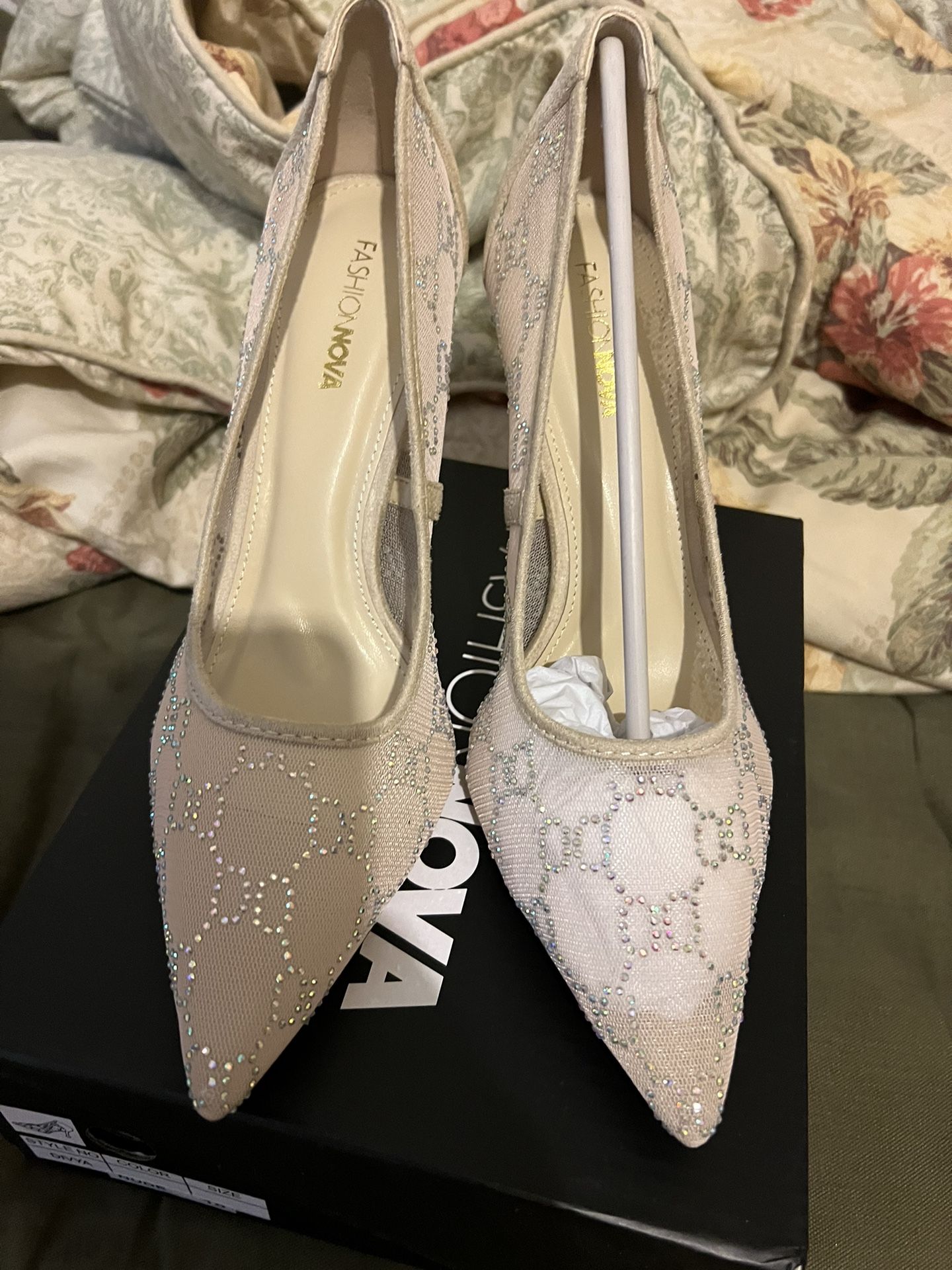 Beige Heels Size:10