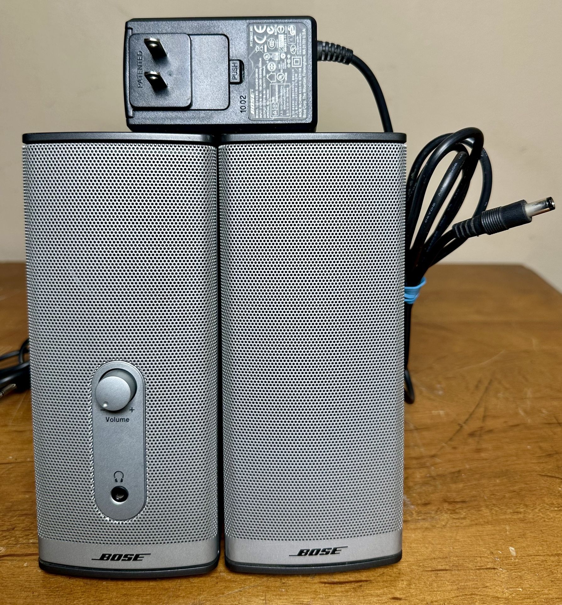 Bose Companion 2 Series II Portable Multimedia Speaker System