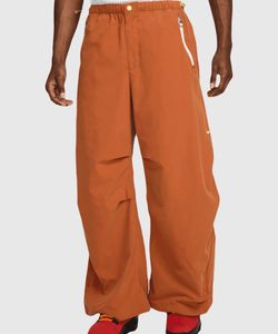 Nike F.R.O.G. PARACHUTE PANTS