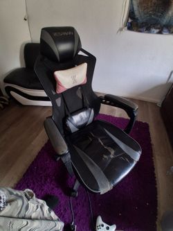 Readjustable gaming chair
