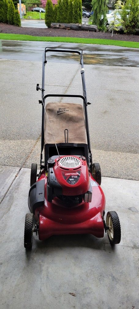 Craftsman Gas Powered Lawn Mower