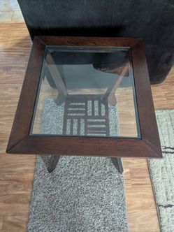 End tables x 2. Have matching pair.