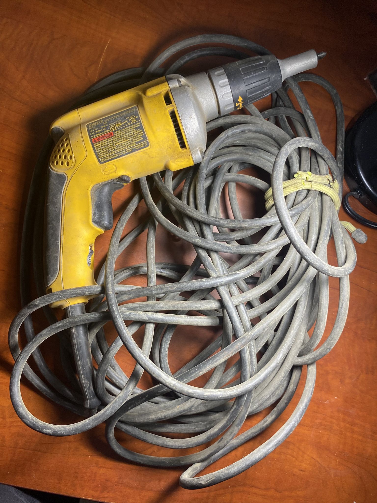 Dewalt DW272 1/4 In Drive Size 4000 RPM