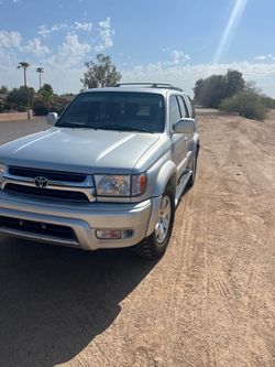 2002 Toyota 4Runner has check engine light on needs power steering pump 248,000 miles clear Title 2 Wheel Dr.