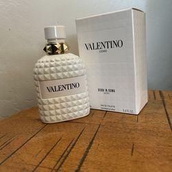 Valentino Uomo Born in Roma Ivory