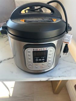 Instant Pot - Electric Pressure Cooker