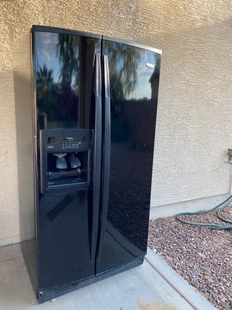 Whirlpool Gold side by side refrigerator for Sale in Phoenix, AZ OfferUp
