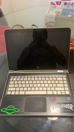 HP pavilion w charger and mouse