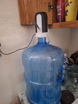 5 Gallon Water Jugs