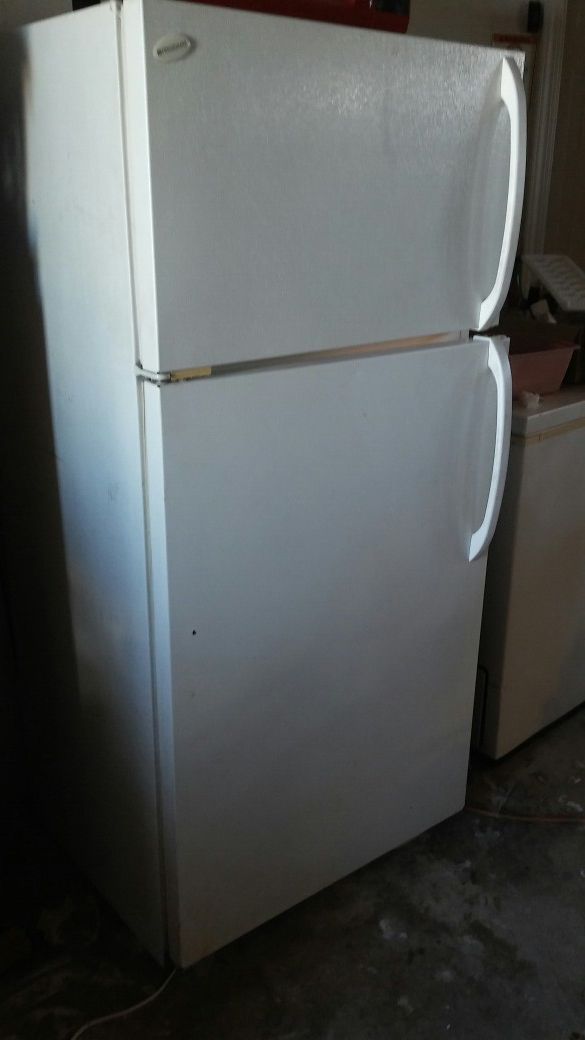 Refrigerator