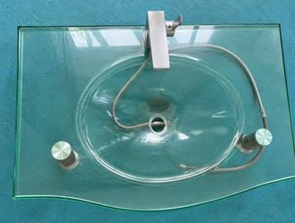 Bathroom sink
