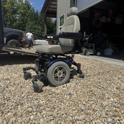 Barely Used Jazy J6 Power Wheelchair 
