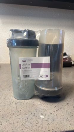 New protein shakers $7 -2 piece