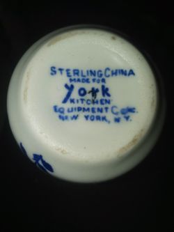 STERLING CHINA YORK RESTAURANT WARE CHINESE TEA CUP BLUE DELPH FLOWER

